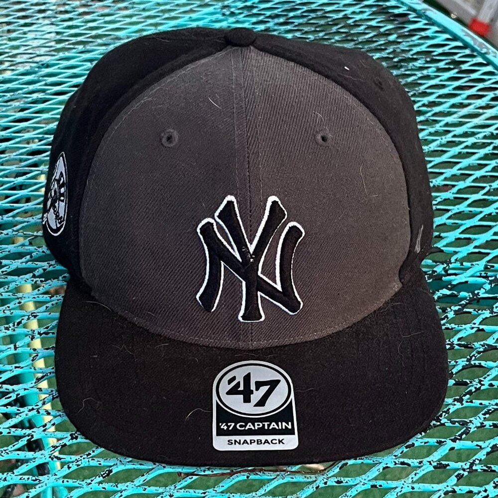The New York Yankees '47 Captain Snapback Cap